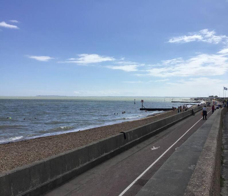 Вилла Travellers' Choice In Harwich-Essex Экстерьер фото