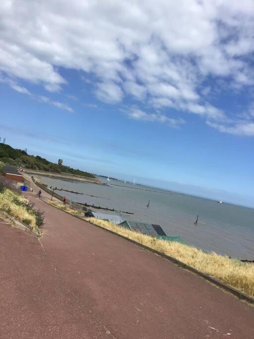 Вилла Travellers' Choice In Harwich-Essex Экстерьер фото